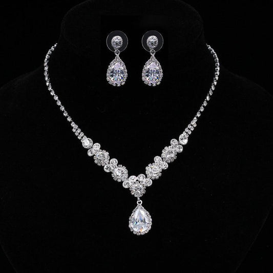 Luxury Zircon drops sparkling sets of beautiful bridal suite