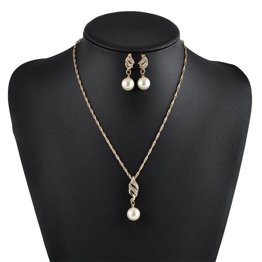 Bridal beaded pearl banquet dress jewelry piece set