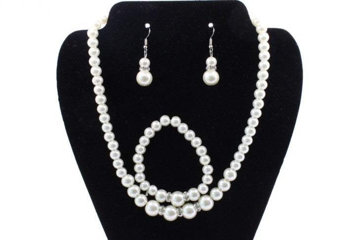 Bridal pearl jewelry set