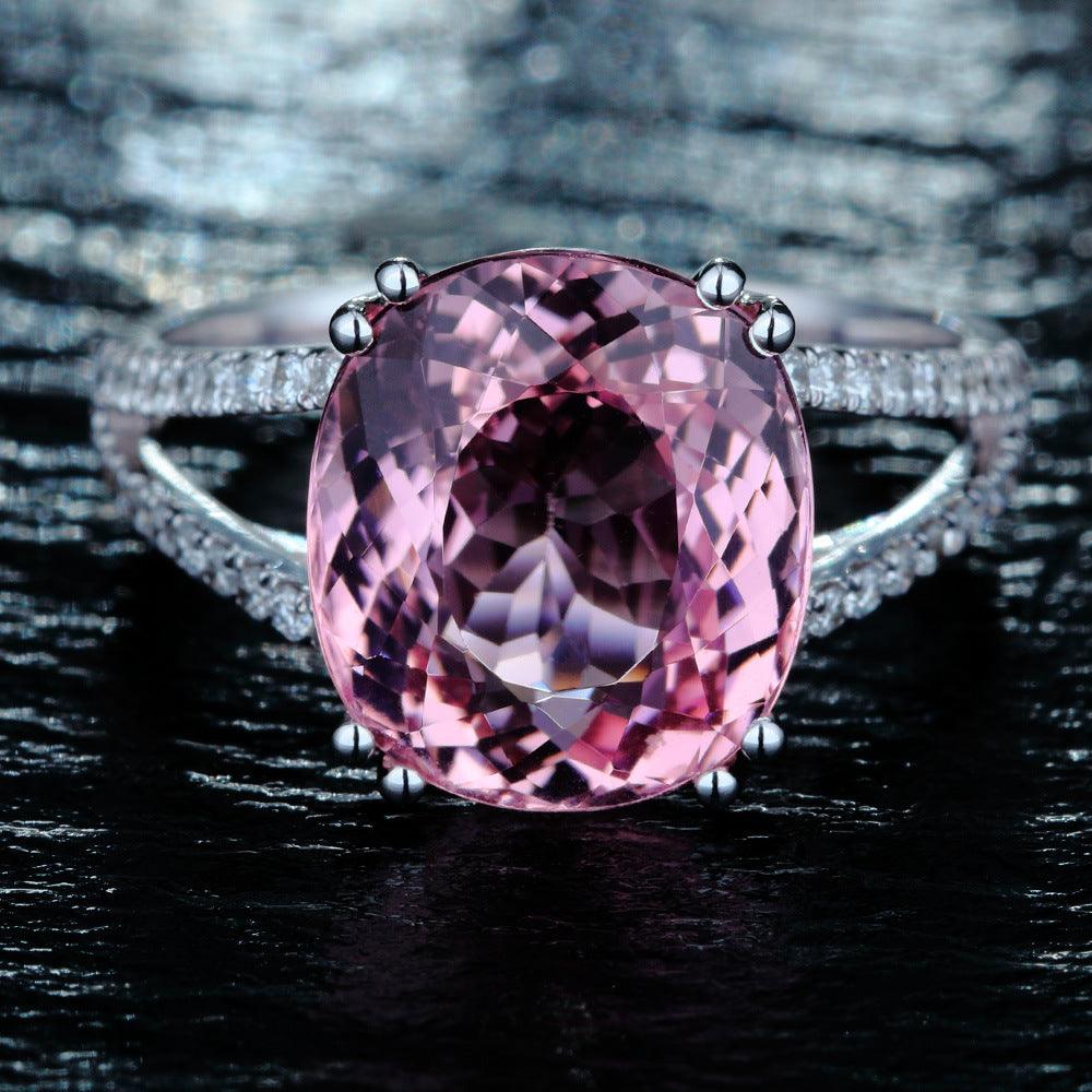 Zhen Rong Inlaid Engagement Rings